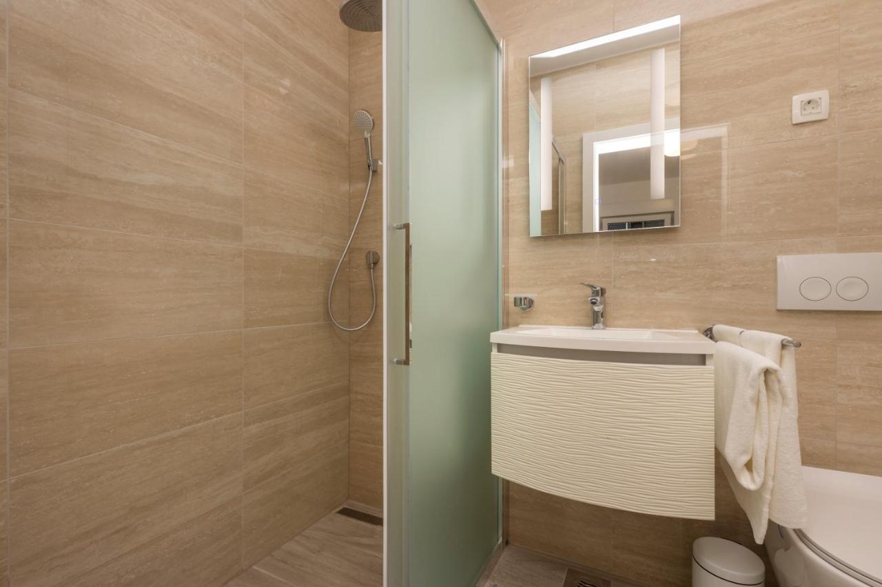 Apartments Tony Mali Losinj Exterior photo