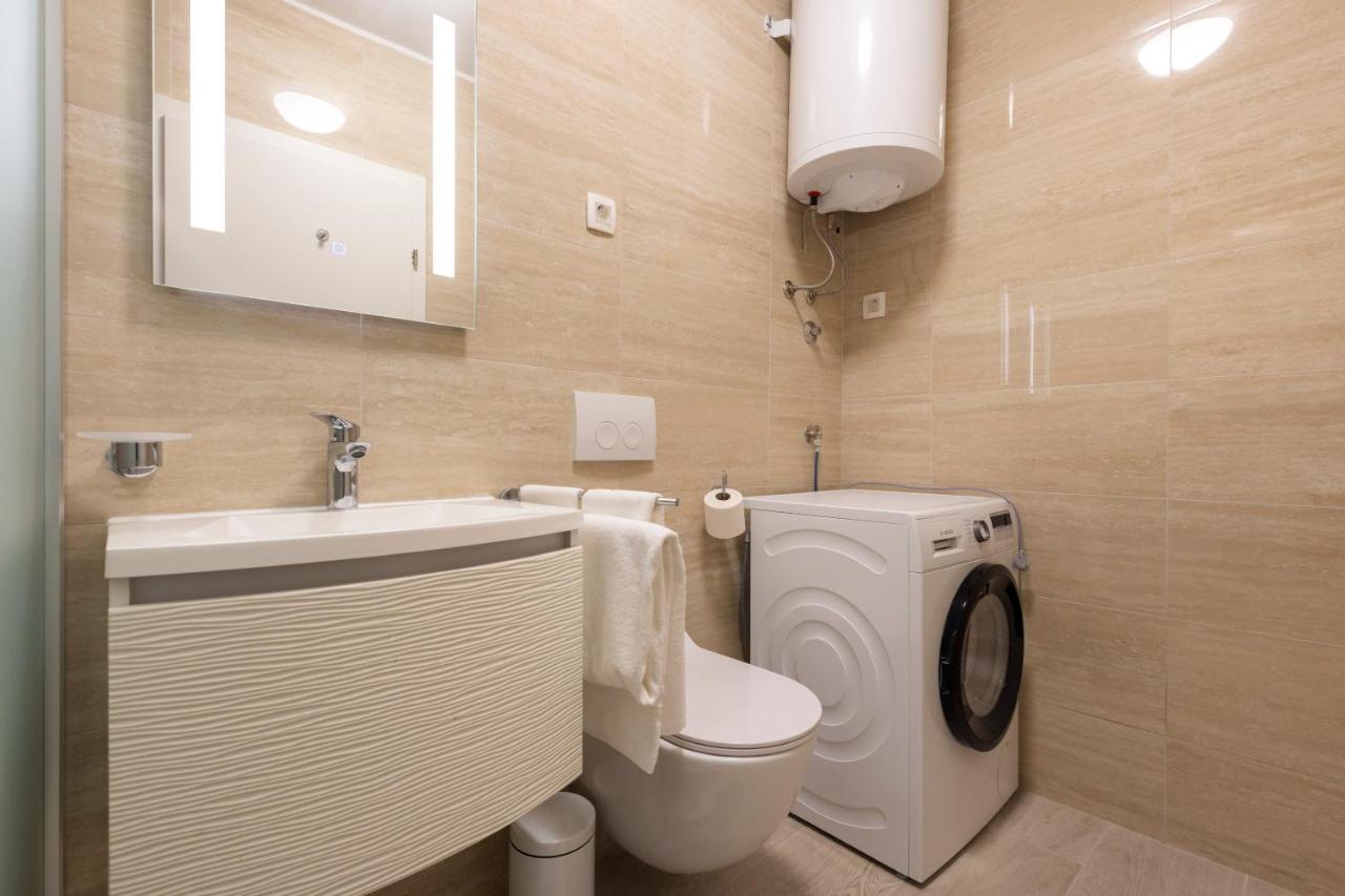 Apartments Tony Mali Losinj Exterior photo